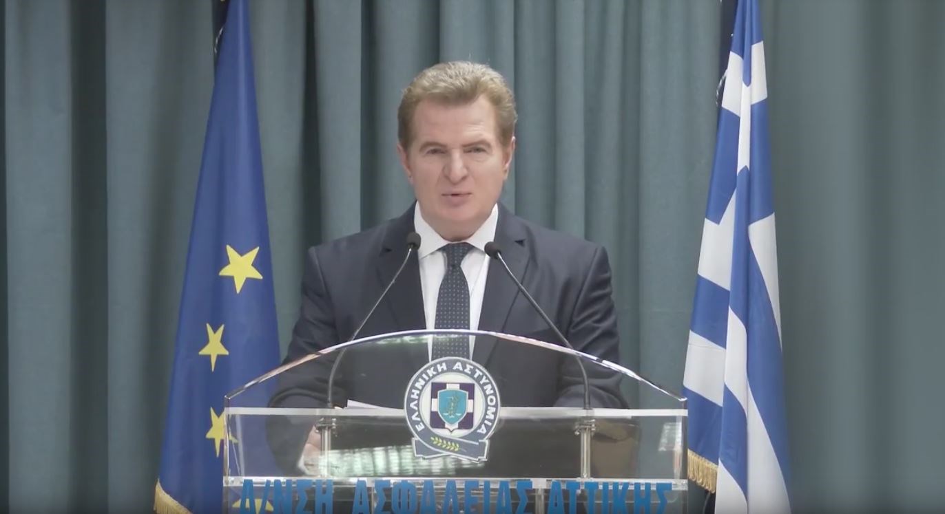 Χαμός με τους δημοσιογράφους στην παρουσίαση της ΕΛ.ΑΣ. για τη δολοφονία της Δώρας Ζέμπερη