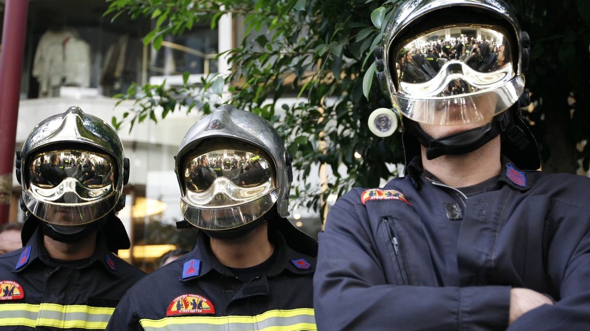 Μειώσεις έως 450 ευρώ το μήνα για χιλιάδες ένστολους – Αναλυτικά παραδείγματα