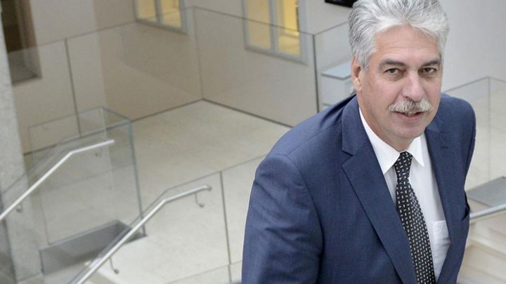 Το “φαβορί” για τη θέση του επικεφαλής του Eurogroup