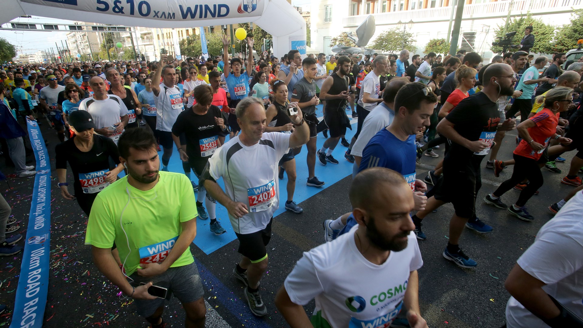 Πως κατέγραψε ο φωτογραφικός φακός τον 35ο Μαραθώνιο της Αθήνας