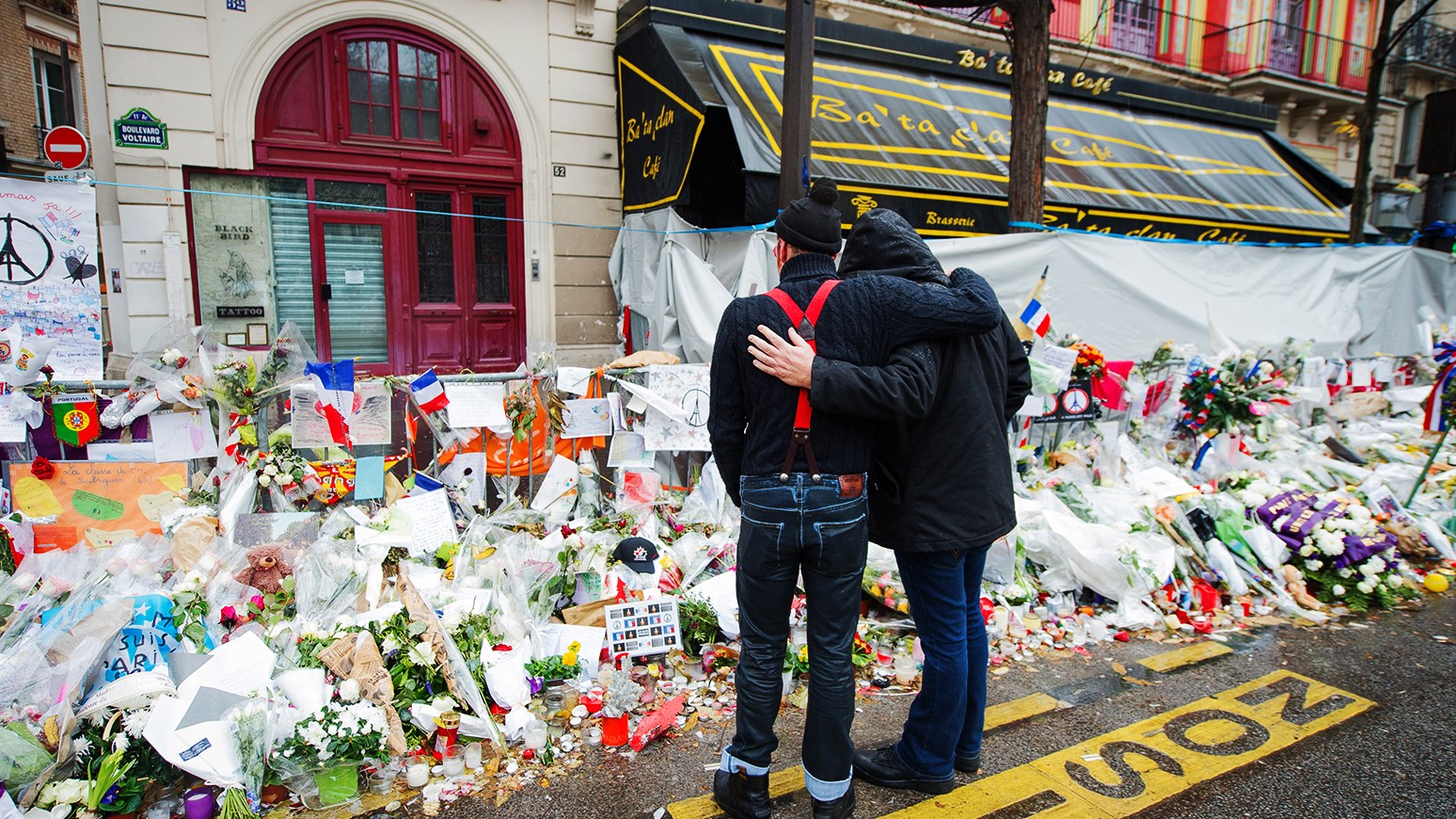 Αφιέρωμα του enikos.gr : Δύο χρόνια από την τραγωδία στο Μπατακλάν – Αμετανόητος ο μακελάρης