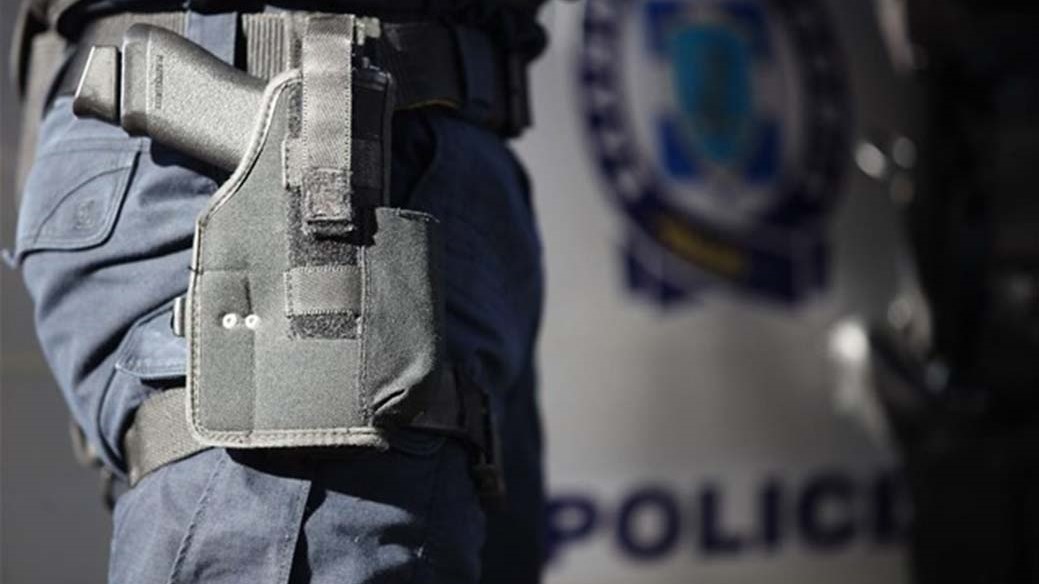 Έκαναν την ένοπλη ληστεία οικογενειακή υπόθεση – Συνέλαβαν πατέρα και γιο