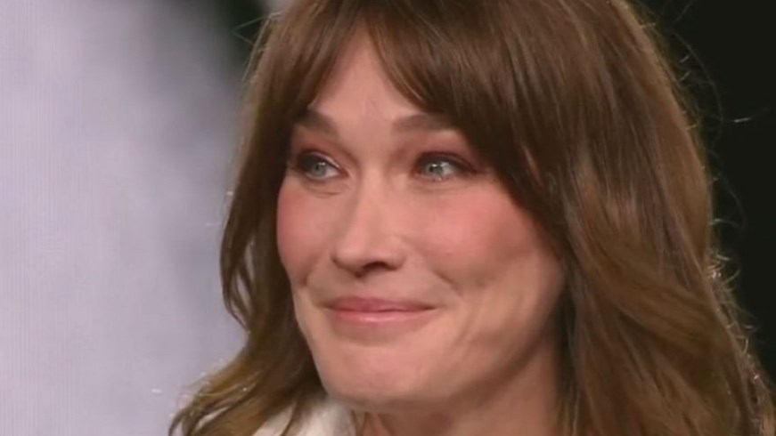 Η έκπληξη του Σαρκοζί που έκανε την Κάρλα Μπρούνι να δακρύσει – ΒΙΝΤΕΟ