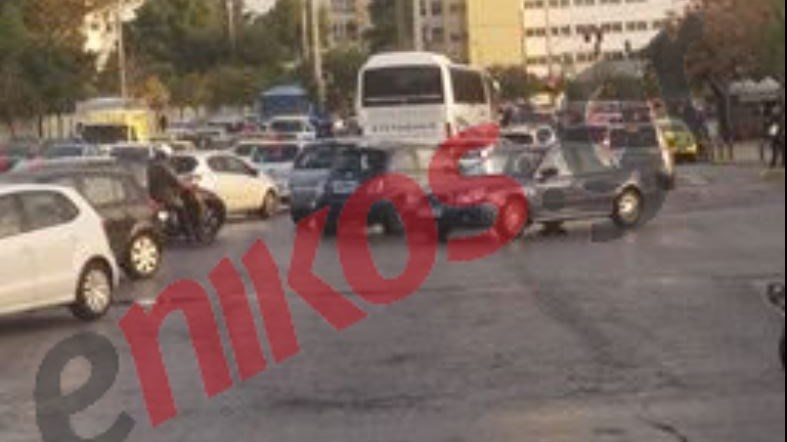 Κυκλοφοριακό κομφούζιο στην Κατεχάκη – ΦΩΤΟ αναγνώστη – ΤΩΡΑ