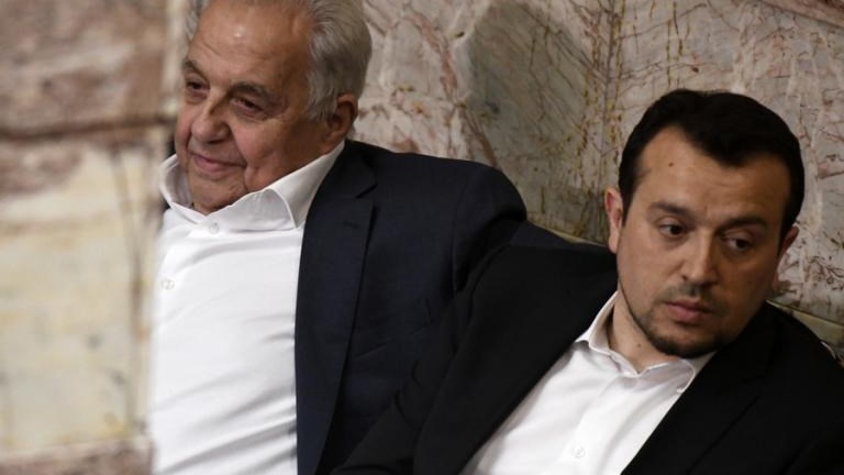 Συνάντηση Παππά – Φλαμπουράρη με καναλάρχες