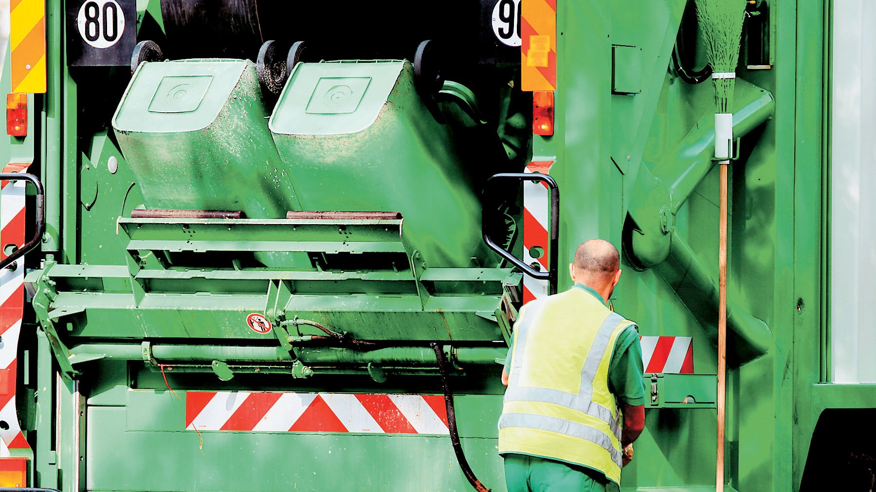 Διαγωνισμός για 8.600 μόνιμους εργαζόμενους στην καθαριότητα