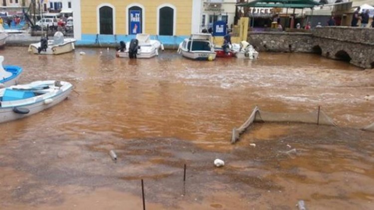 Πού θα χτυπήσει τις επόμενες ώρες η “Ευρυδίκη” – Βιβλικές καταστροφές από την κακοκαιρία – ΦΩΤΟ – ΒΙΝΤΕΟ