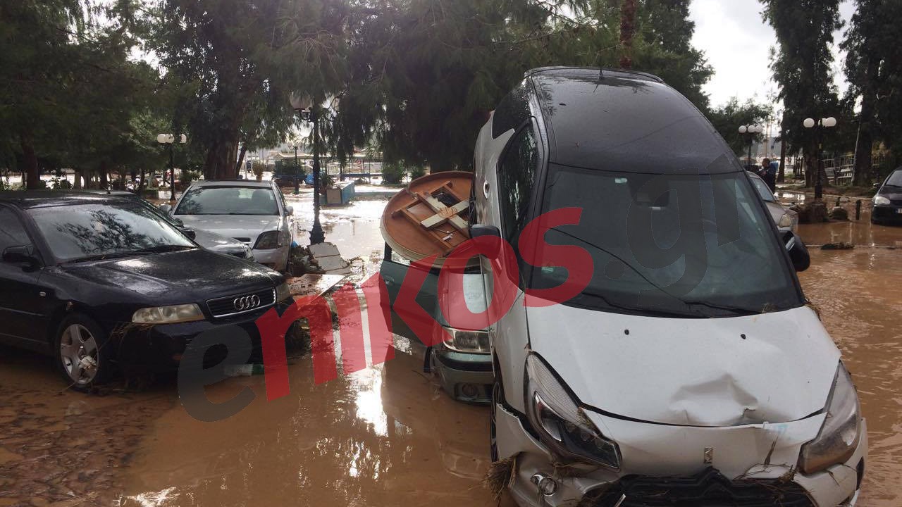 Νέες συγκλονιστικές εικόνες από τις πλημμύρες στη Νέα Πέραμο – ΦΩΤΟ αναγνώστη