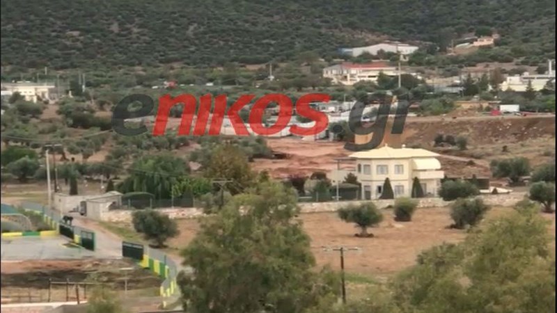 Ο χείμαρρος από το βουνό πλημμυρίζει τη Μάνδρα Αττικής – ΒΙΝΤΕΟ αναγνώστη