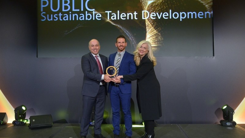 4 νέα Βραβεία στον τομέα της Διοίκησης Ανθρώπινου Δυναμικού για τα Public