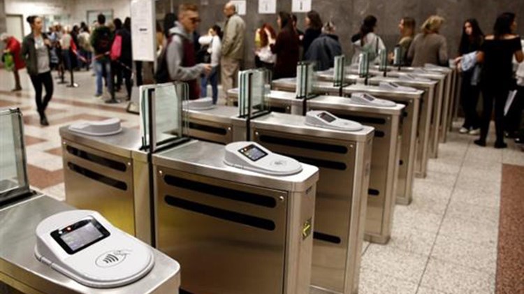 Από σήμερα μόνο ηλεκτρονικό εισιτήριο – Γολγοθάς για τους επιβάτες – Τα 8 αγκάθια