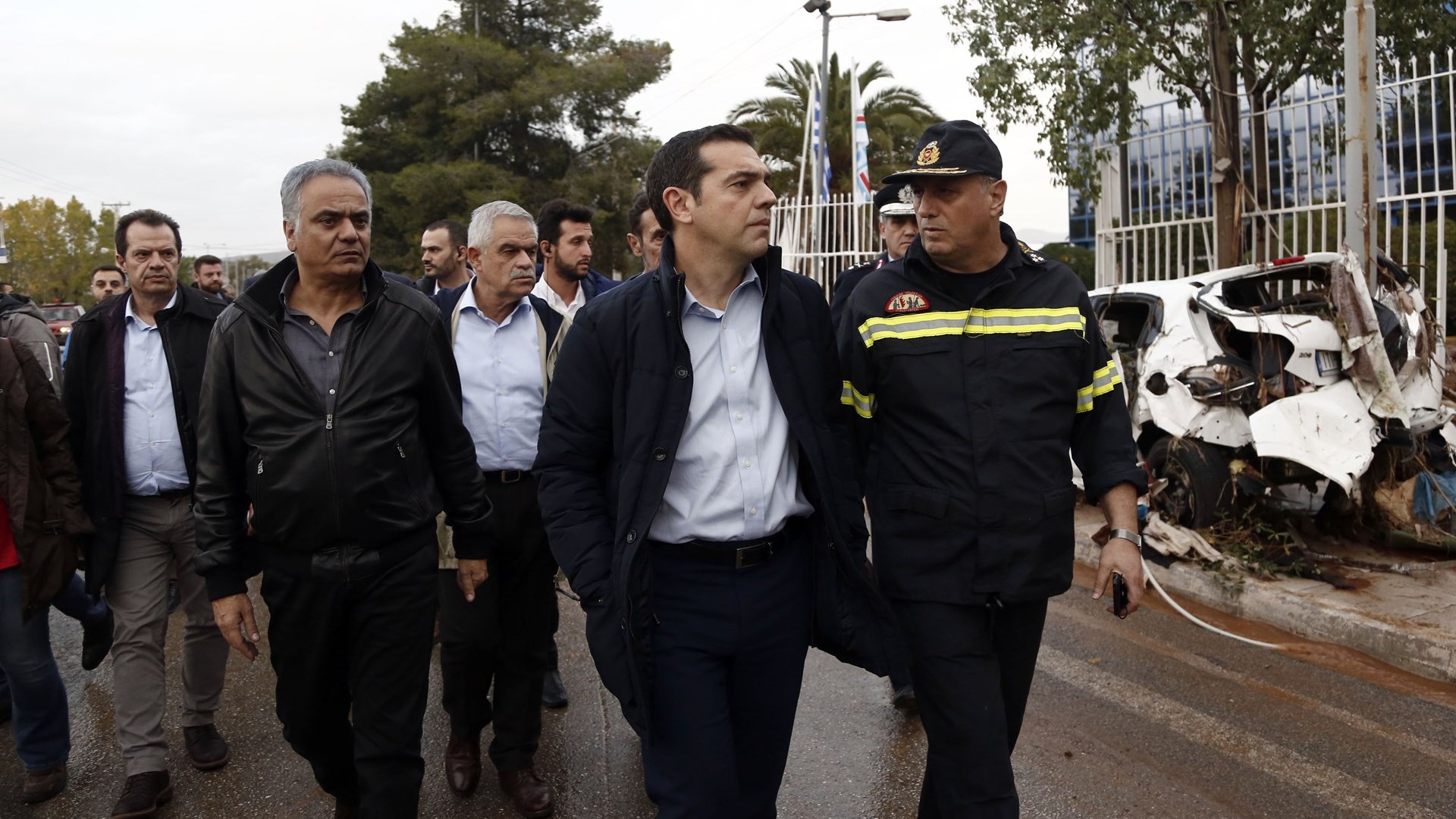 Η αυτοψία του Τσίπρα στις πληγείσες περιοχές της Δυτικής Αττικής – ΒΙΝΤΕΟ