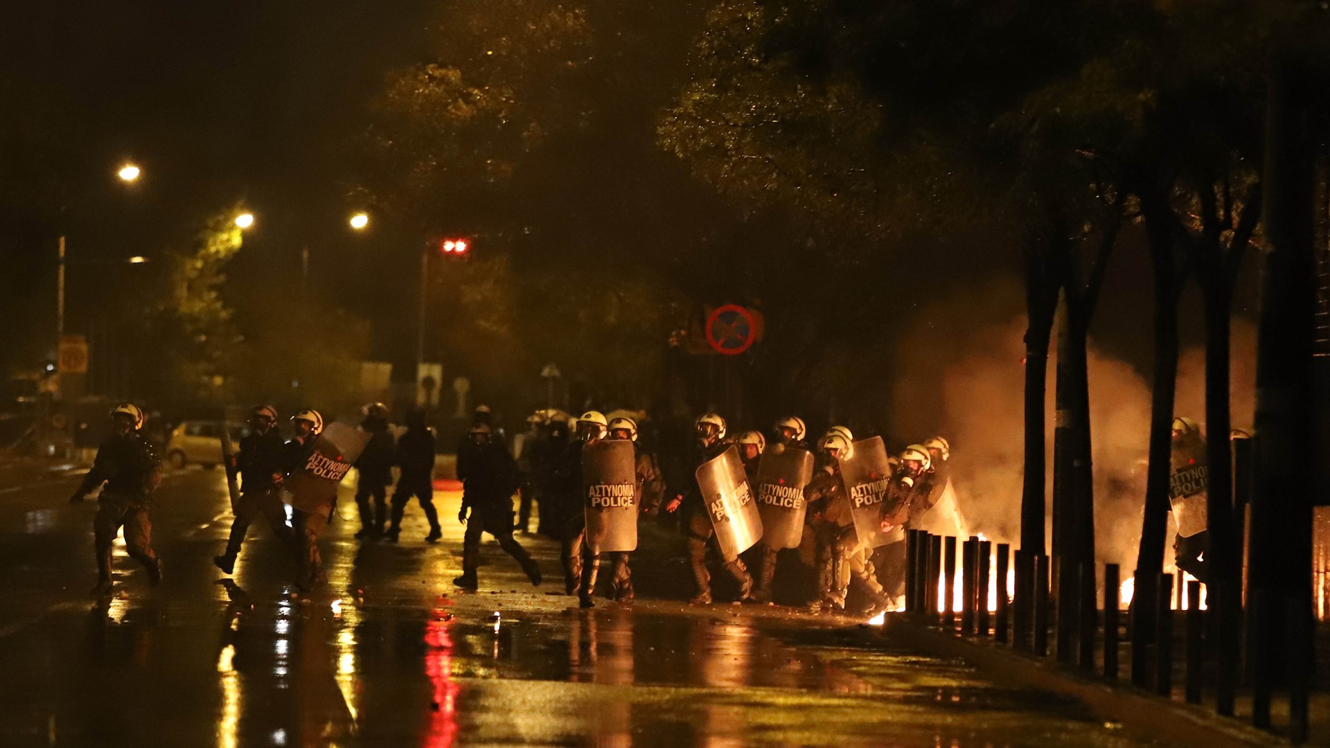 Συλλήψεις και προσαγωγές για τα επεισόδια στη Θεσσαλονίκη