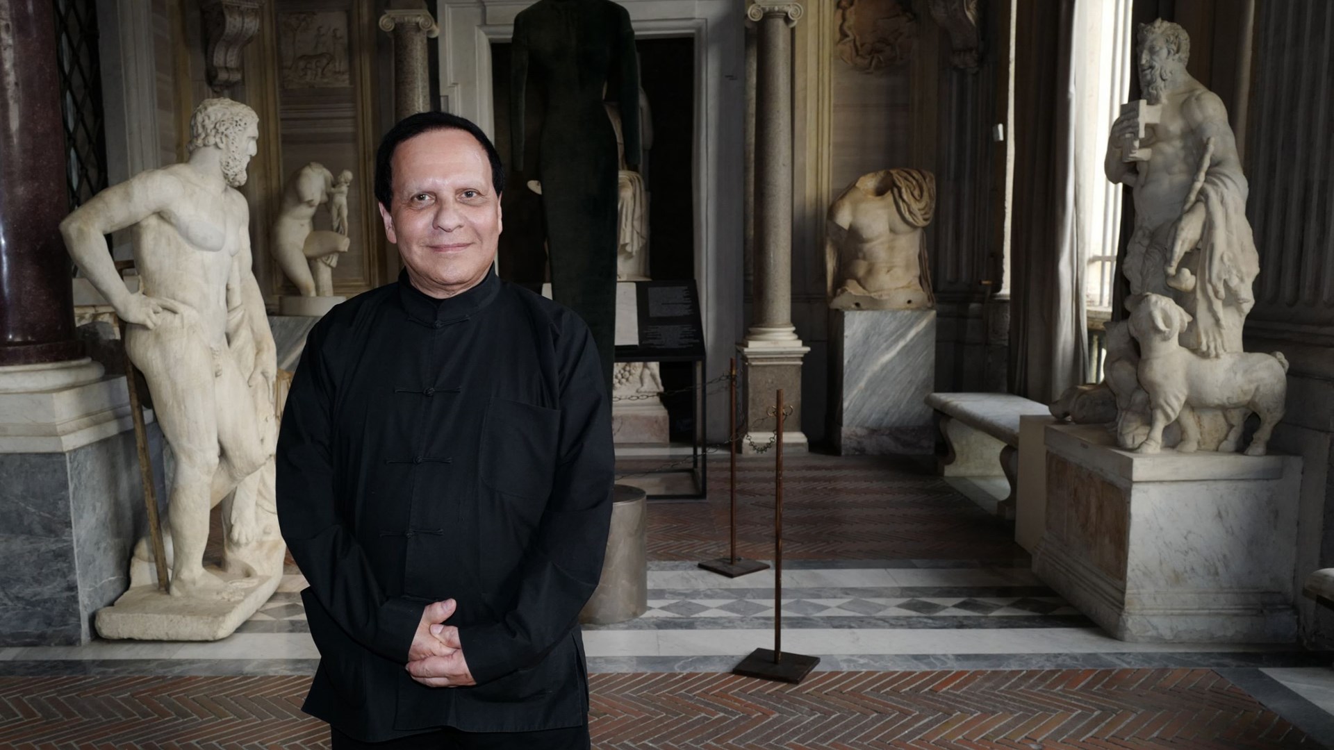 Έφυγε από τη ζωή ο θρυλικός σχεδιαστής Αζεντίν Αλαϊά