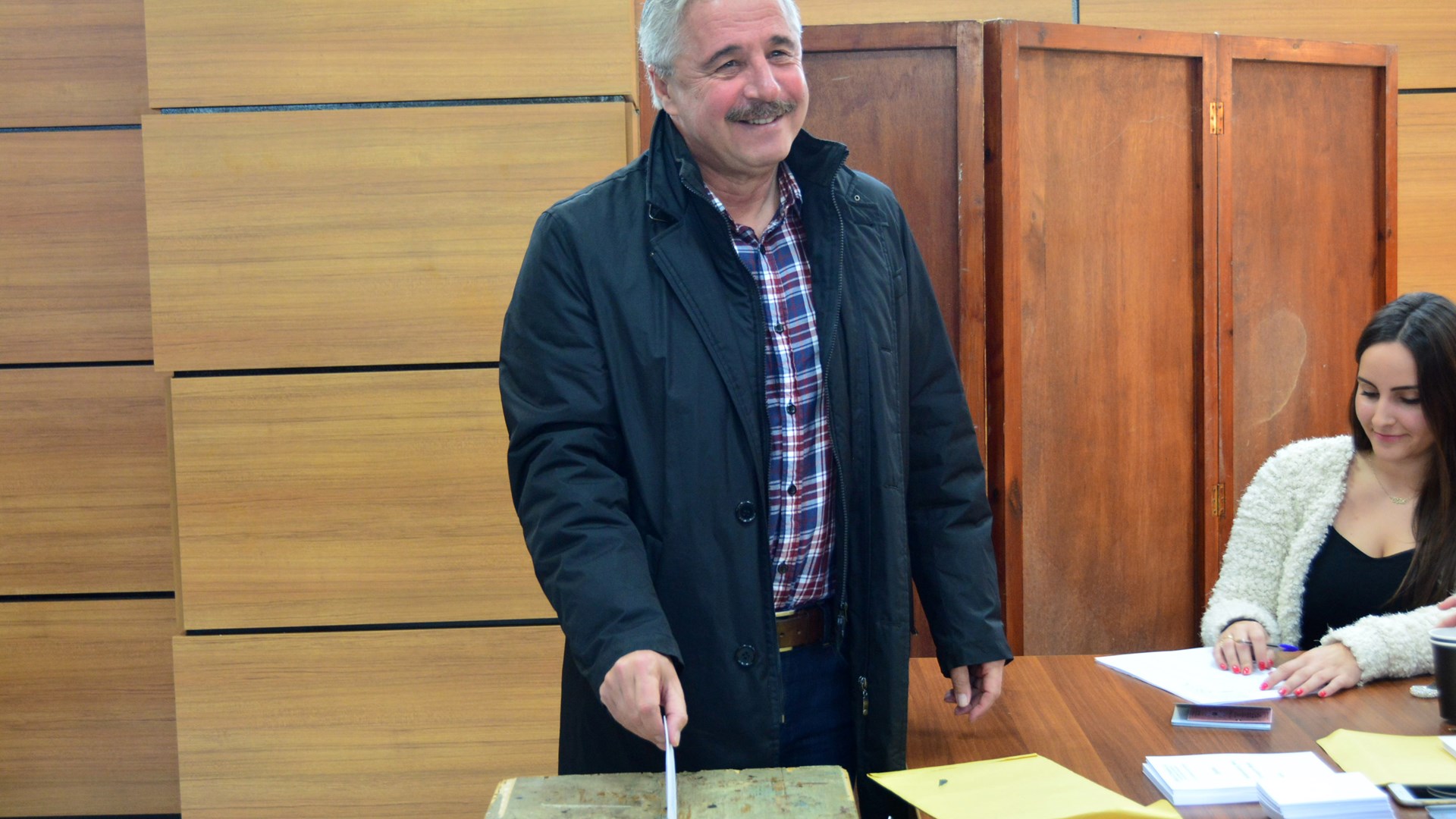 Μανιάτης: Θα νικήσουμε και την συντήρηση και τον λαϊκισμό – ΒΙΝΤΕΟ