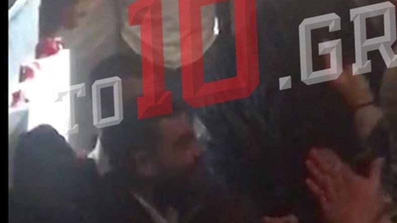 Σάλος στα social media με την έξοδο του Κωνσταντινέα στα μπουζούκια – ΦΩΤΟ