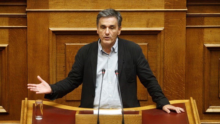 Τι απάντησε ο Τσακαλώτος στην κριτική για το κοινωνικό μέρισμα