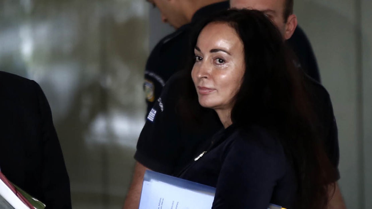 Βιβλίο με αποκαλύψεις που θα προκαλέσουν σάλο ετοιμάζει η Βίκυ Σταμάτη