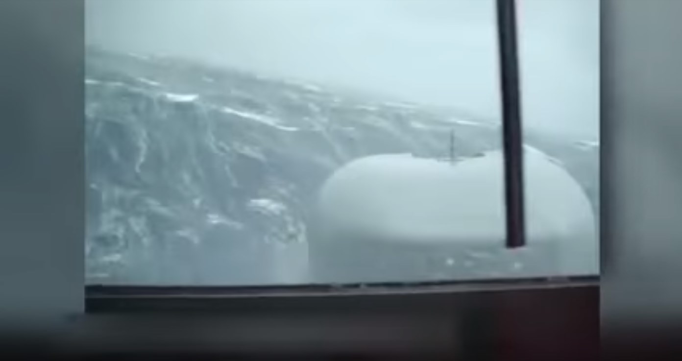 Συγκλονίζουν οι εικόνες από τις έρευνες για το υποβρύχιο που αγνοείται- ΒΙΝΤΕΟ