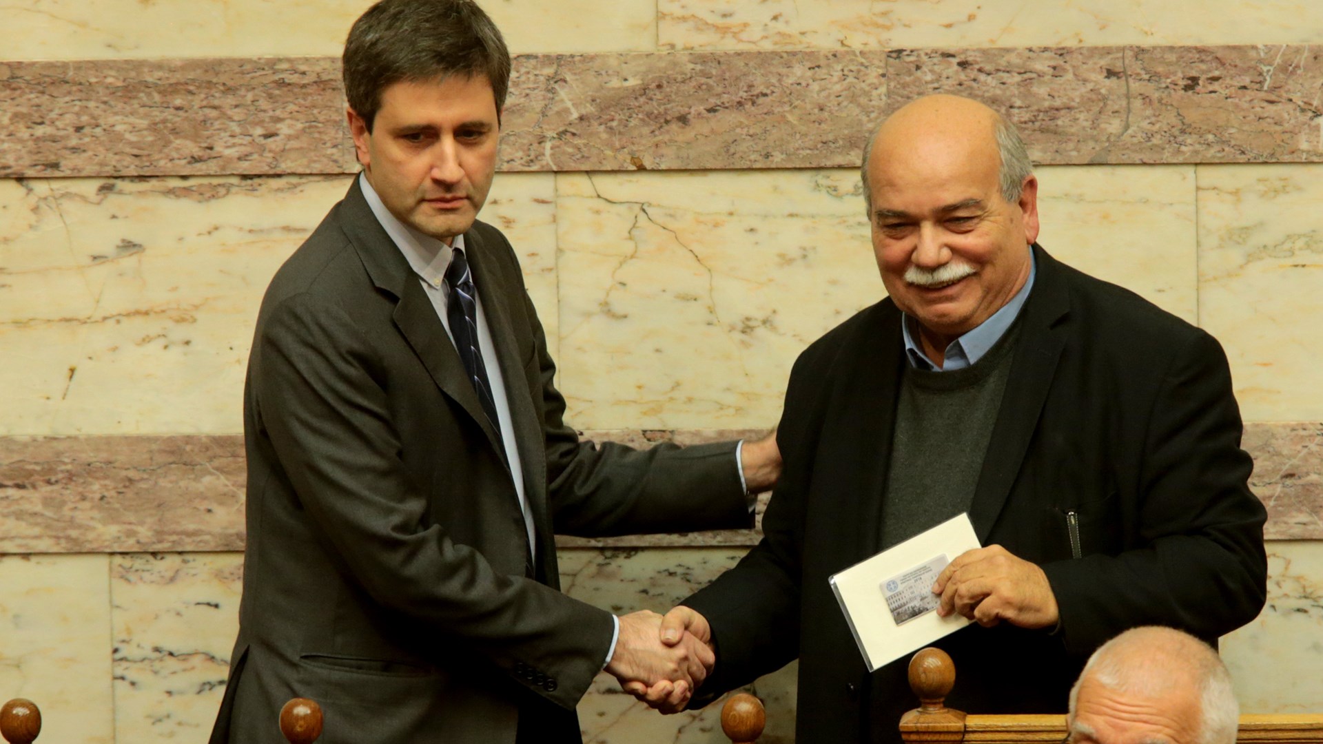 Κατατέθηκε στη βουλή ο προϋπολογισμός του 2018 – ΒΙΝΤΕΟ