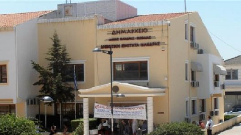 Επεισόδια στο δημοτικό συμβούλιο Μάνδρας