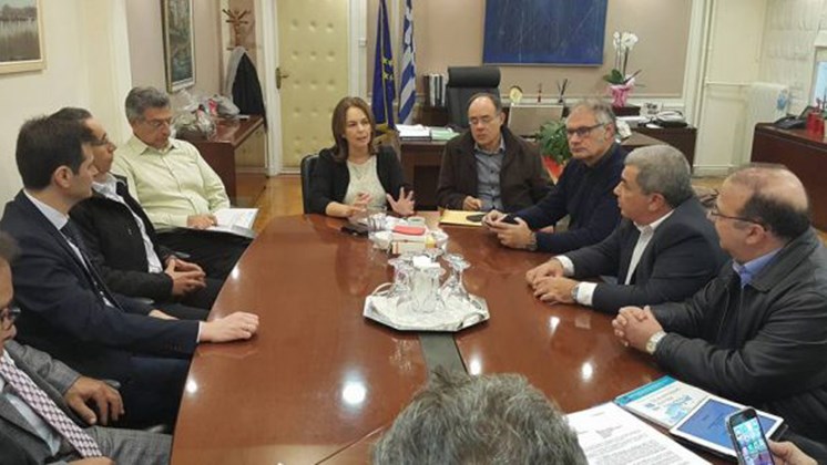 Η Παπανάτσιου σε φορείς της Χίου: Περιμένουμε απάντηση των δανειστών για τους μειωμένους συντελεστές στον ΦΠΑ