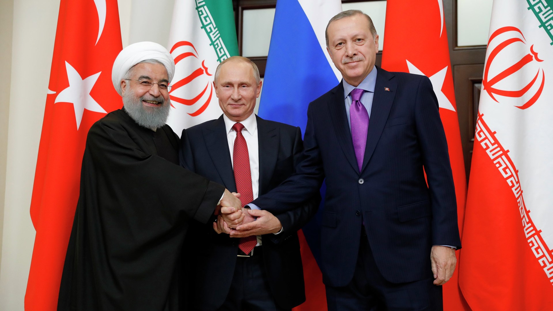 Ρωσία, Τουρκία και Ιράν συνεχίζουν τις προσπάθειες για τη συντριβή του ISIS