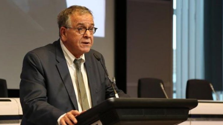 Εκτός κούρσας ο Μουζάλας για τη θέση του Επιτρόπου Ανθρωπίνων Δικαιωμάτων