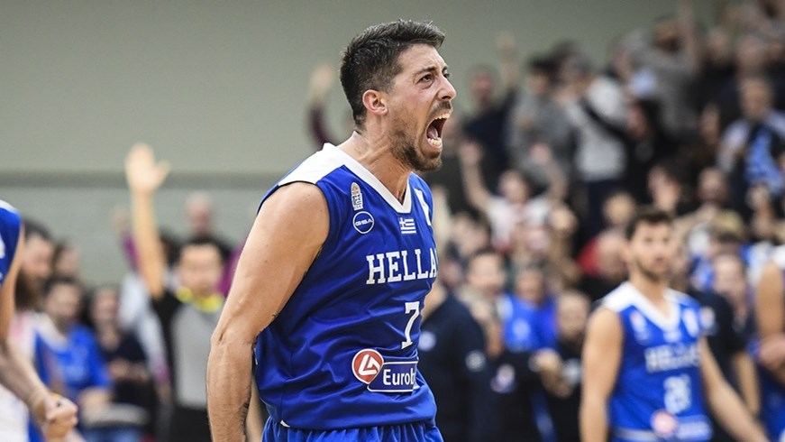 Δείτε τη “βόμβα” του Αθηναίου που έδωσε τη νίκη στην Εθνική – ΒΙΝΤΕΟ