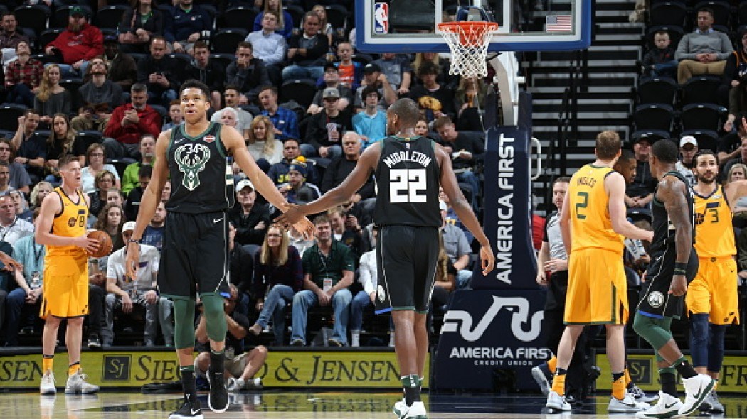 Double-double ο Αντετοκούνμπο στην ήττα των Μπακς