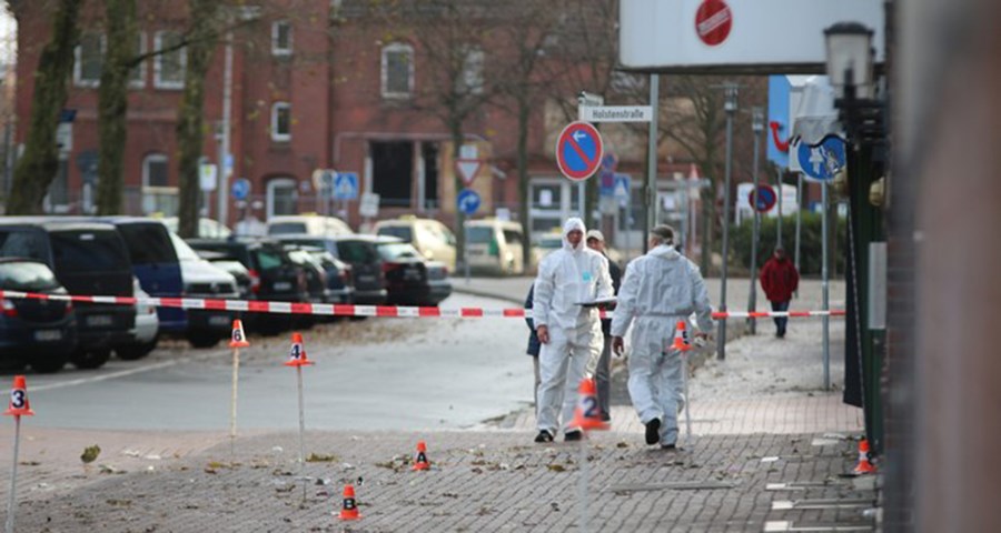 Αυτοκίνητο έπεσε πάνω σε πεζούς στη Γερμανία – 6 τραυματίες