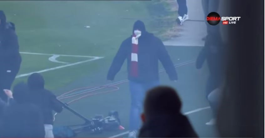 Τρομερό ξύλο και τραυματισμοί σε ποδοσφαιρικό αγώνα στη Βουλγαρία – ΒΙΝΤΕΟ