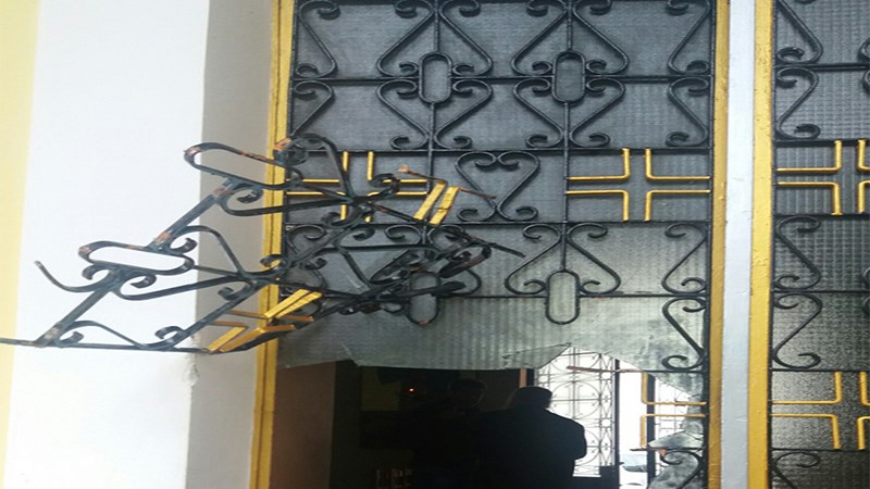 Ιερόσυλοι διέρρηξαν ναό κι έφυγαν με τις τσέπες γεμάτες – ΦΩΤΟ