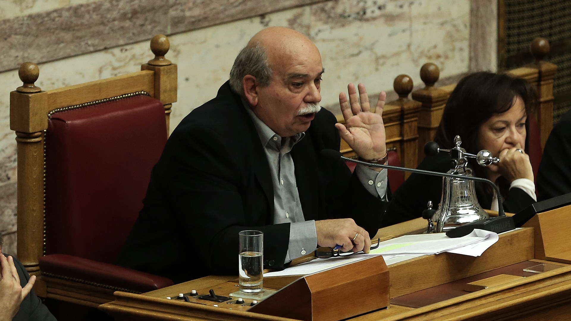 Ένταση στη βουλή – Βούτσης στην Γεννηματά: Προσπαθήσατε να κάνετε μεθόδευση – ΒΙΝΤΕΟ