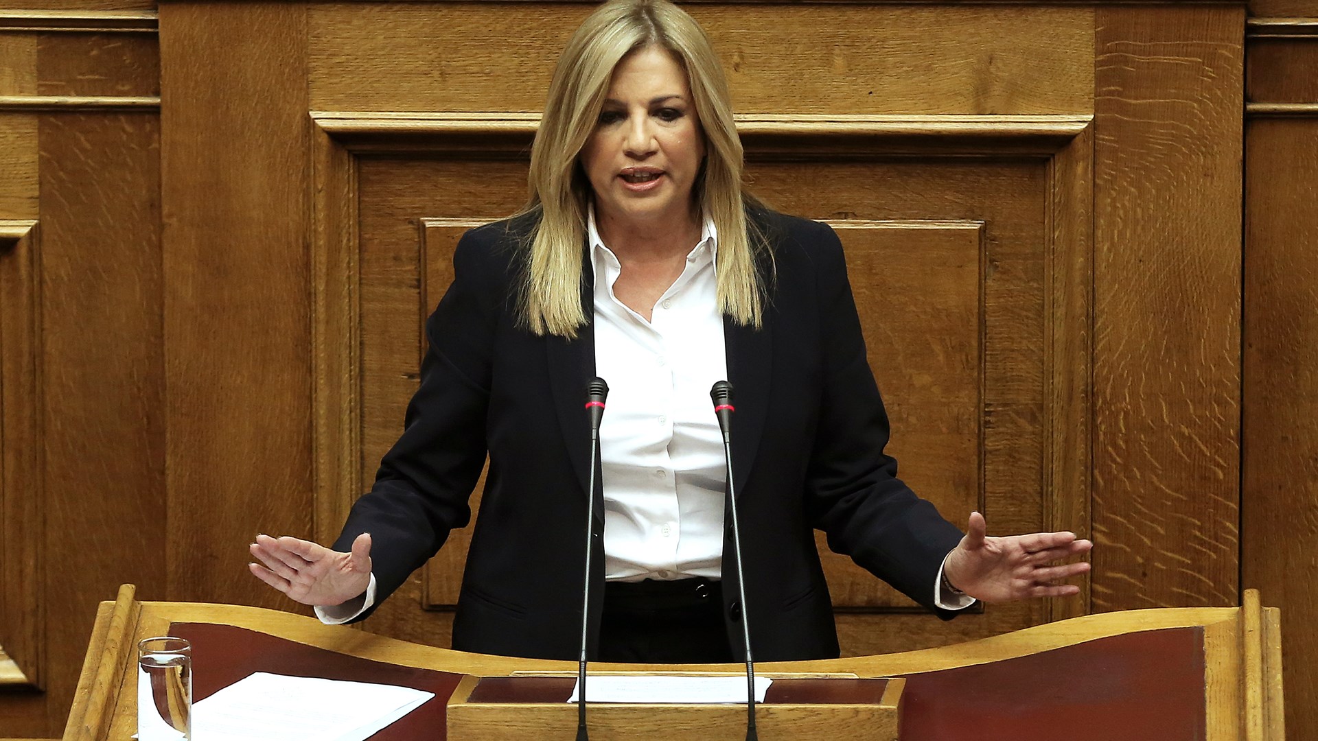 Γεννηματά: Η κυβέρνηση είναι χαμένη στους μεσάζοντες – ΒΙΝΤΕΟ