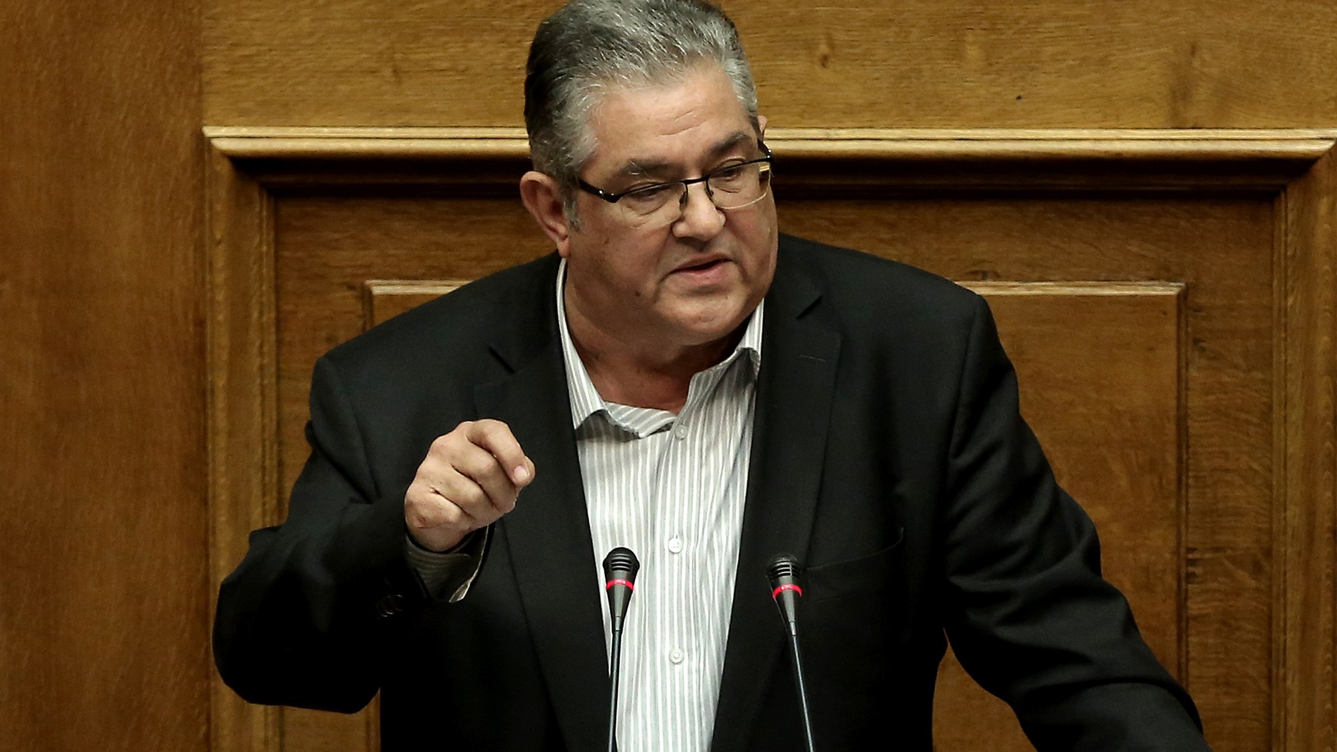 Κουτσούμπας: Αναδεικνύεται η μπόχα ενός συστήματος που τρώει τα ψωμιά του	– BINTEO