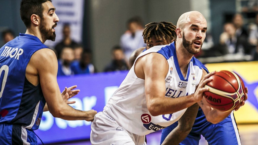 Καλάθης: Τιμή να φοράω τη φανέλα της Εθνικής