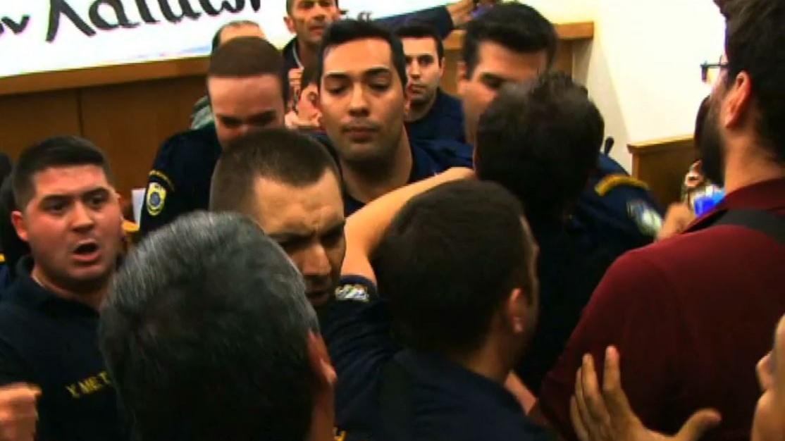 Έντονες αντιδράσεις για τους ηλεκτρονικούς πλειστηριασμούς – ΒΙΝΤΕΟ