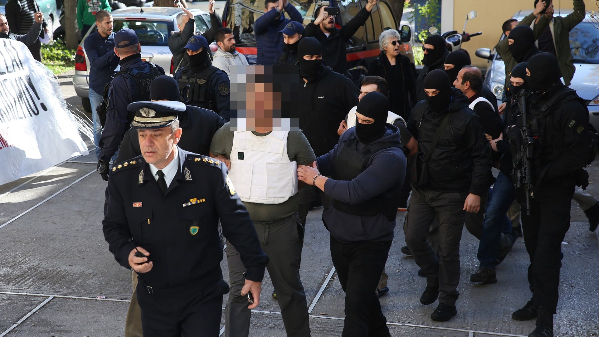 Ποινικές διώξεις για σωρεία κακουργημάτων στους εννέα Τούρκους συλληφθέντες