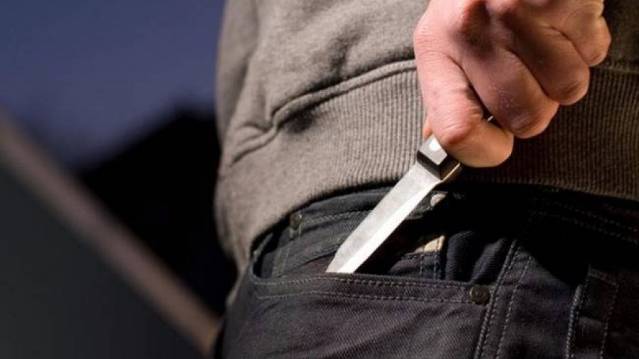 Τρόμος στην Πάτρα – Αδίστακτοι ληστές τις απειλούσαν με μαχαίρι μέσα στα σπίτια τους- ΒΙΝΤΕΟ