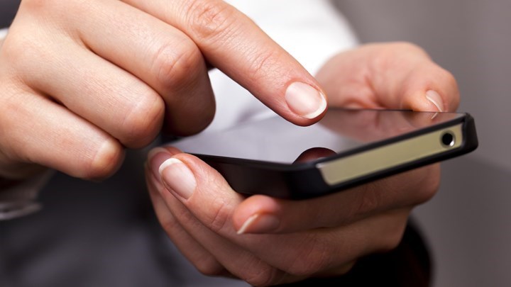 Τέλος τα κινητά στα σχολεία της Γαλλίας