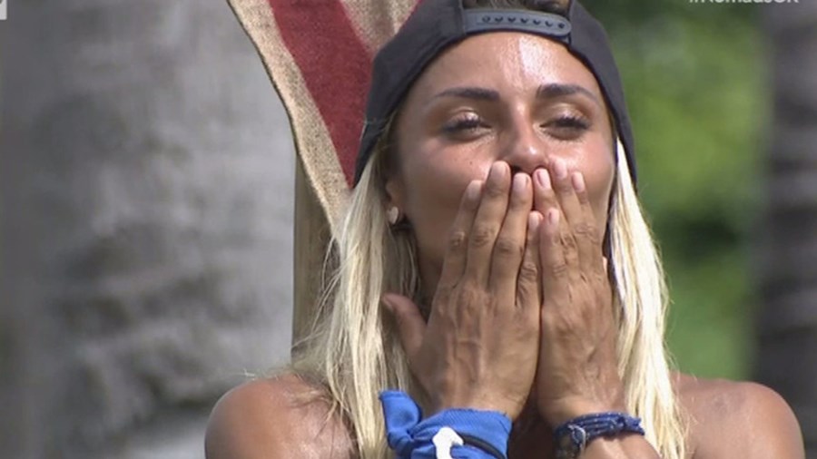 Τα γενέθλια του Πετρούνια και το φιλί της Μιλλούση από το Nomads – ΒΙΝΤΕΟ