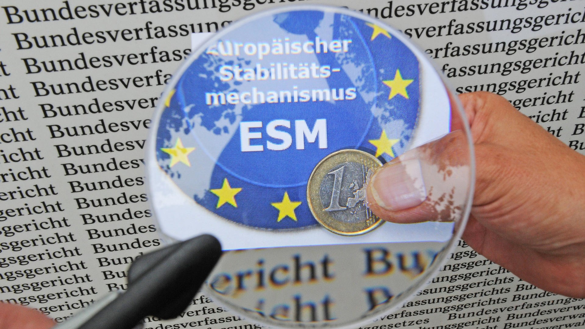 SZ: Ευρωπαϊκό Νομισματικό Ταμείο ετοιμάζει η Κομισιόν