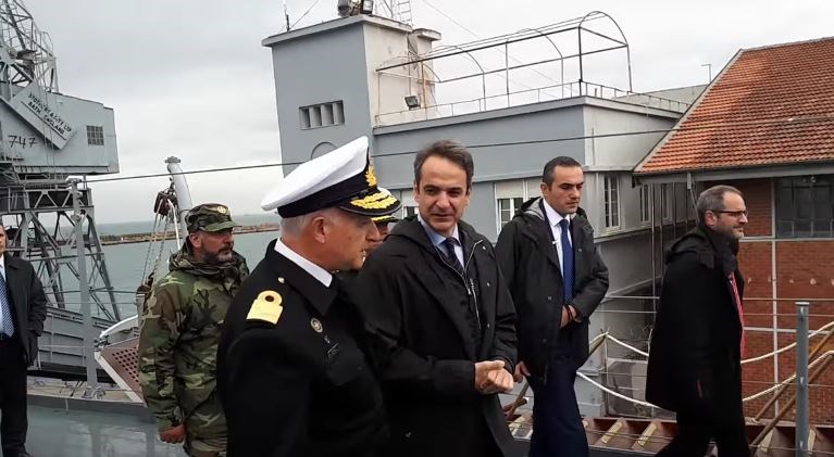 Ο Κυριάκος Μητσοτάκης στο θωρηκτό “Αβέρωφ” – ΒΙΝΤΕΟ