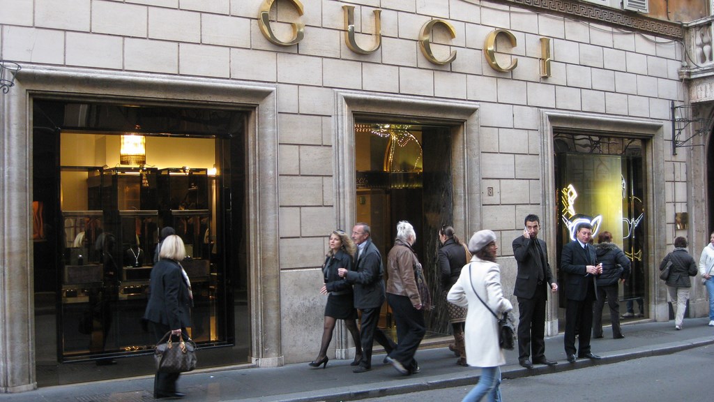 Η Gucci στο στόχαστρο του ιταλικού ΣΔΟΕ