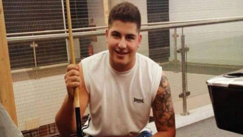 Θρήνος για τον 20χρονο φοιτητή που έχασε τη ζωή του από φωτιά σε διαμέρισμα