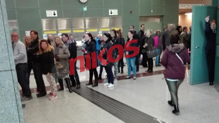 Ταλαιπωρία στο μετρό Ανθούπολης για το ηλεκτρονικό εισιτήριο – ΦΩΤΟ αναγνώστη