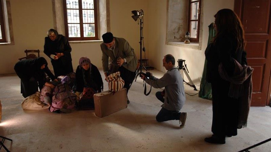 Πέρασαν ηθοποιούς για πρόσφυγες και κάλεσαν την αστυνομία – ΦΩΤΟ
