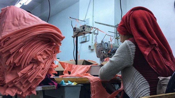 Μια 11χρονη δουλεύει 12 ώρες την ημέρα από Δευτέρα έως Παρασκευή για 153 ευρώ το μήνα