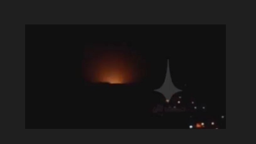 Η στιγμή που ισραηλινές δυνάμεις βομβαρδίζουν στρατιωτικό κέντρο στη Συρία- ΒΙΝΤΕΟ